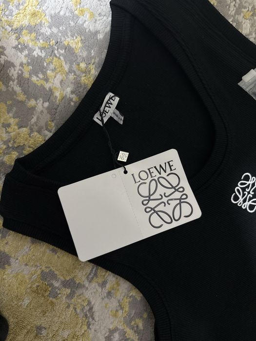 Loewe Top/Maieu negru cu logo brodat M