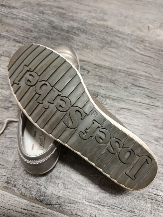 Спортно елегантни кожени обувки  на Josef  Seibel