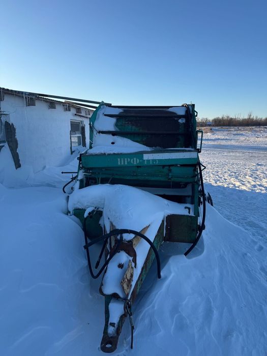 Пресс подборщик руллонный ПРФ 145