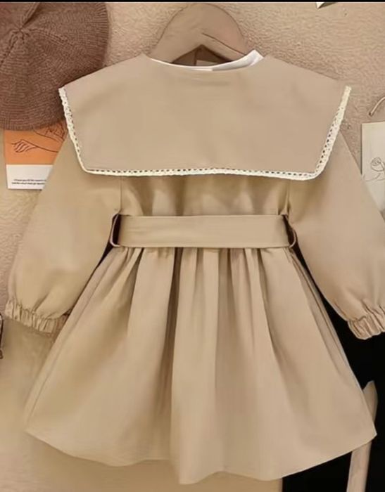 Коженка, тренч  и ветровка для девочки