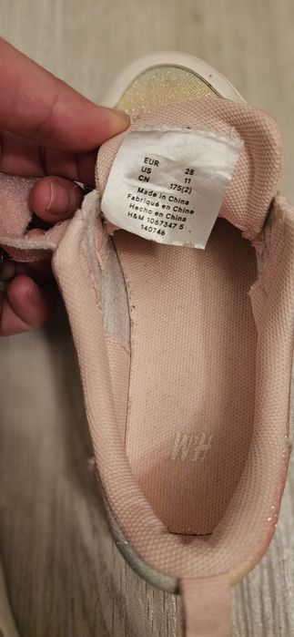 Tenisi H&M  marime 28