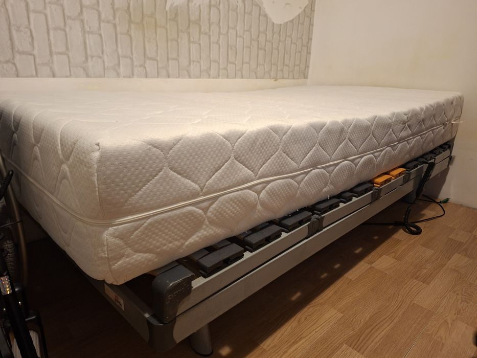 Pat medical electric cu telecomanda