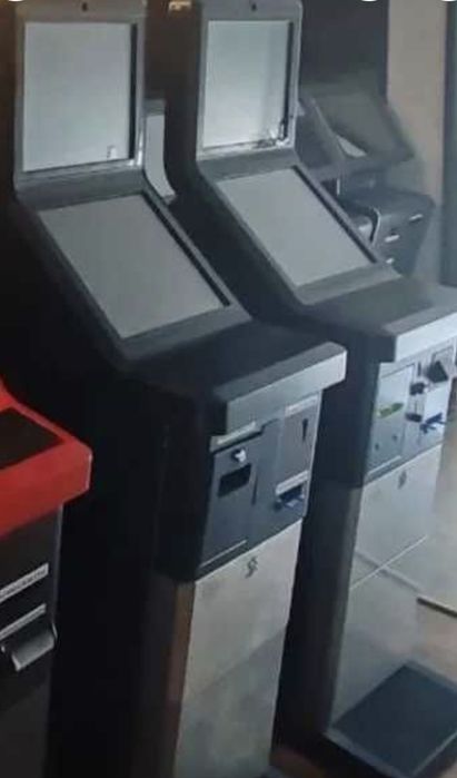 Terminal de plată facturi/pariuri sportive/info chiosc–ecran 19"