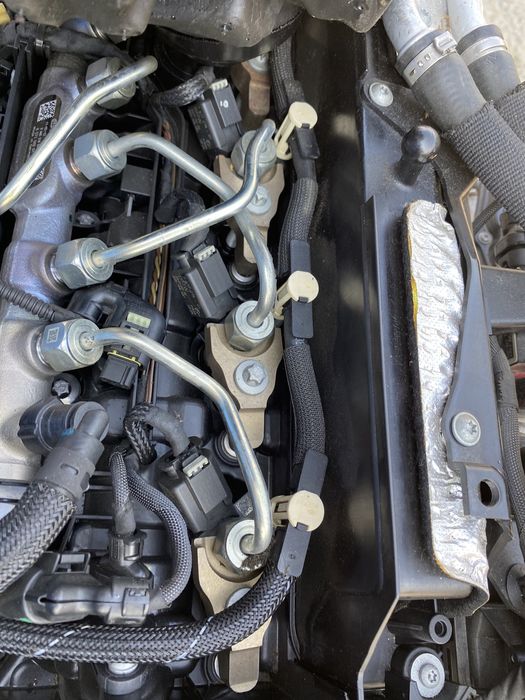 Injectoare BMW G11 3.0 D B57 2017