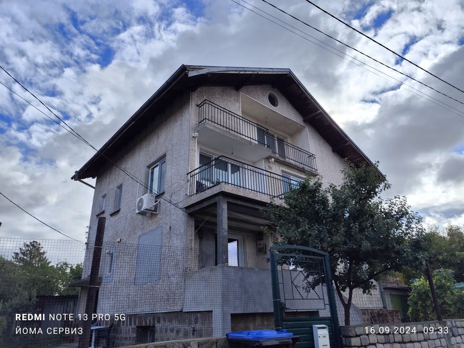 Продава се Етаж от къща в София, НПЗ Хаджи Димитър - 95 кв.м за 2316 €/кв.м - Снимка #1