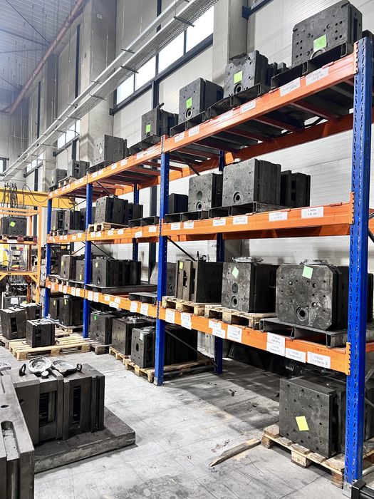 rafturi metalice 386