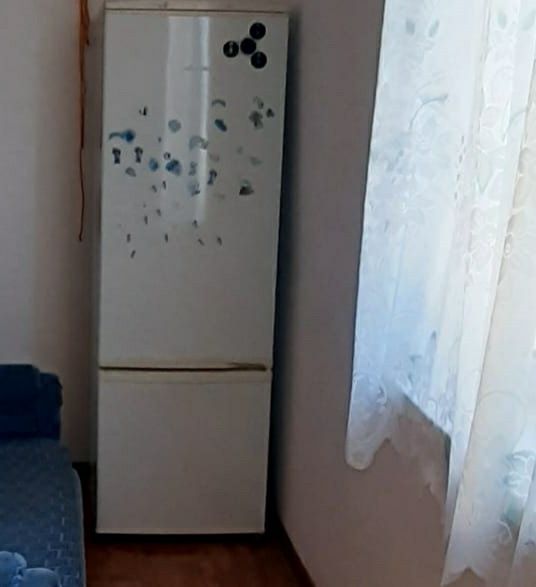 Продам холодильник