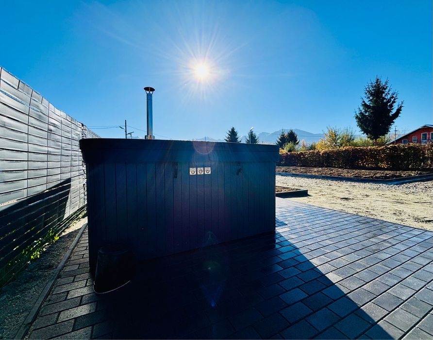 Casuta cu ciubar in Valea Avrigului-Secret Forest