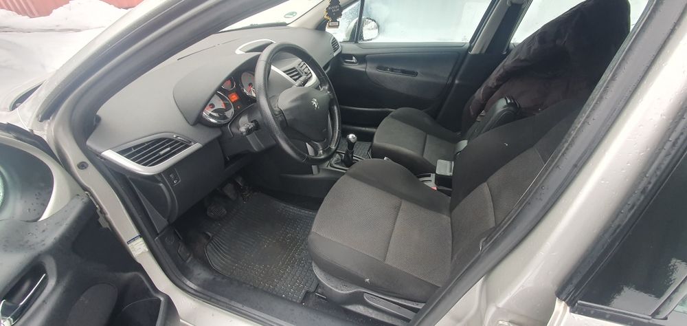 Peugeot 207 climatronic xenon