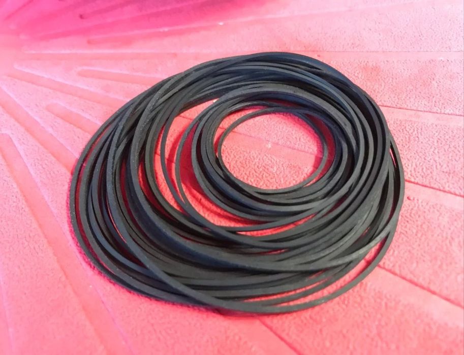 Set 35 de curele profil patrat radio caseta 0.7x0.7mm