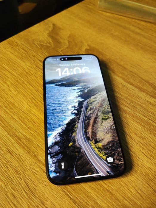 iPhone 15 pro 256 gb