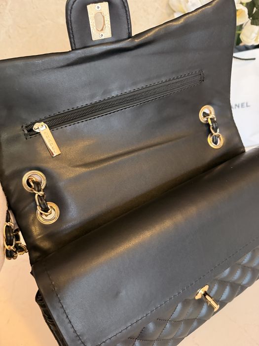 Дамска чанта Chanel Classic голям размер