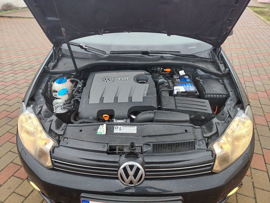 Volkswagen Golf VI