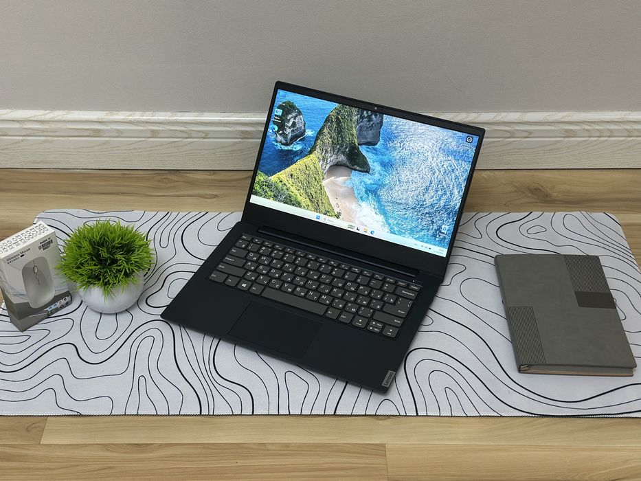 Ноутбук Lenovo IdeaPad Slim 3 i3 / 8GB / SSD 512GB для работы и учебы!