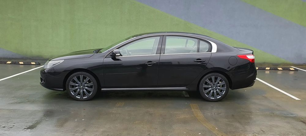 Renault Latitude 2.0 dCi 175 Cp, Automata, BOSE, Navi, Panorama, Initiale Paris