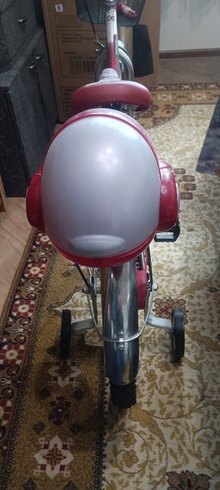 Детско колело продавам.