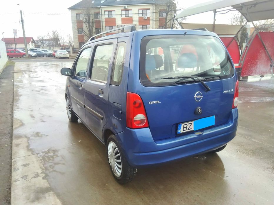 VÂND Opel Agila2002