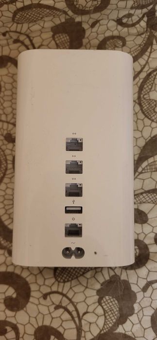 Apple AirPort Extreme Base Station (A1521) fuctional (fara hdd)