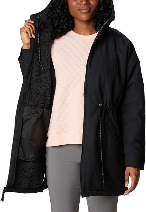 Женская  стеганая куртка Columbia Crystal Crest. Куплена в Америке