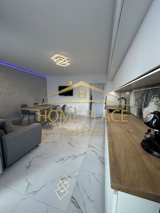 Дава се под наем Четиристаен апартамент в Варна, Възраждане 1 - 110 кв.м за 714 € - Снимка #2