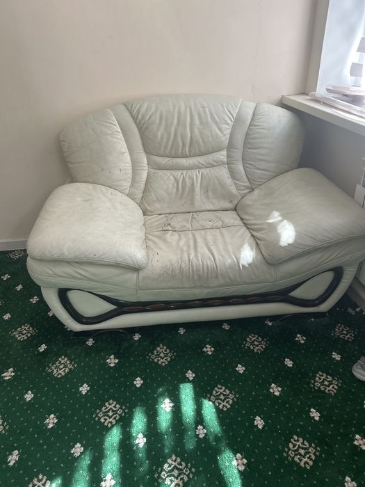 Продам уголок диван и кресло