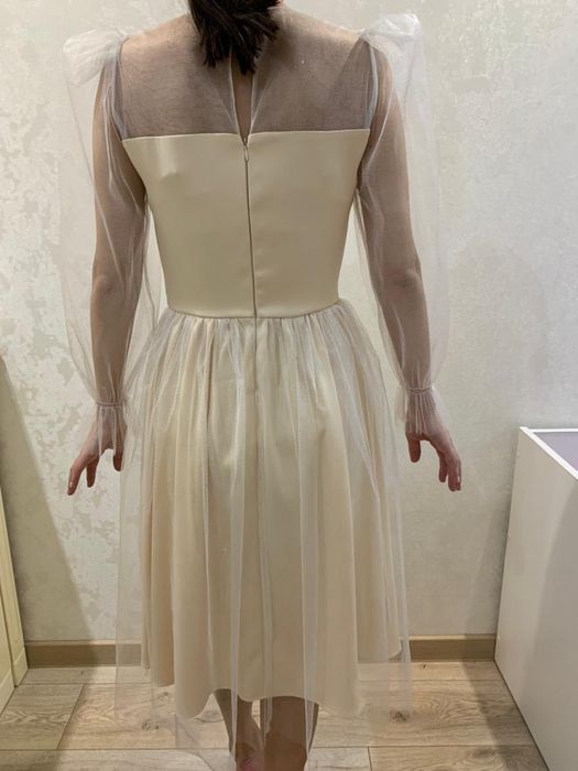 Продам новое платье