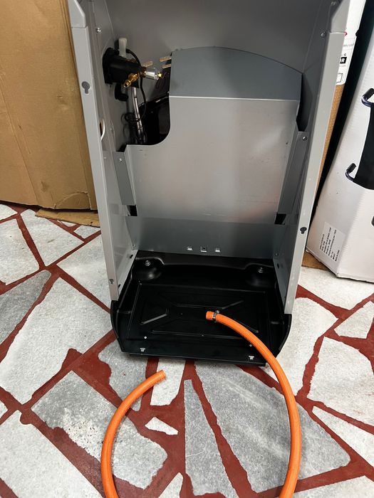 Газова печка Delonghi