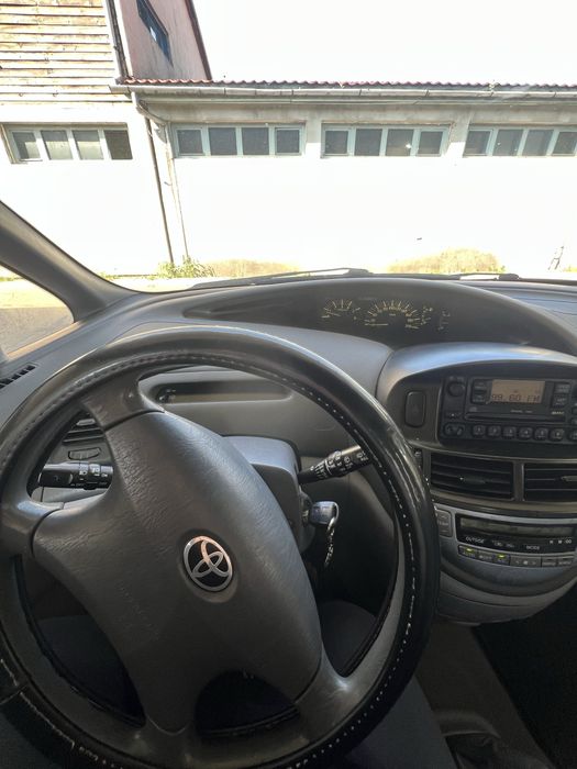 Toyota Previa USA edition