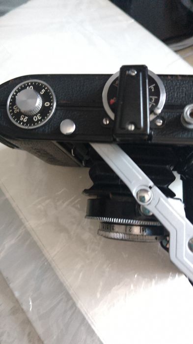 Aparat foto foarte vechi