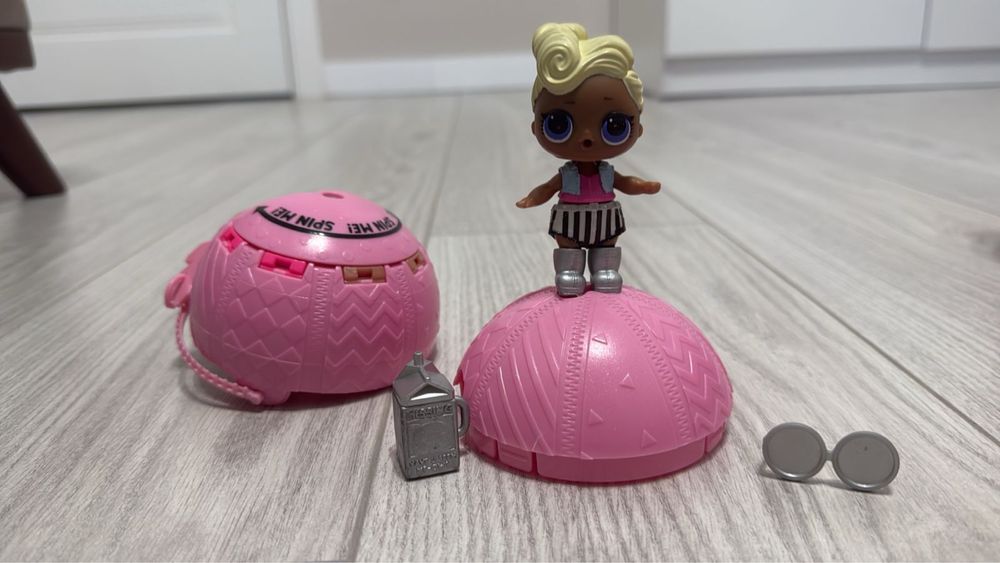 Продам куклу лол оригинал