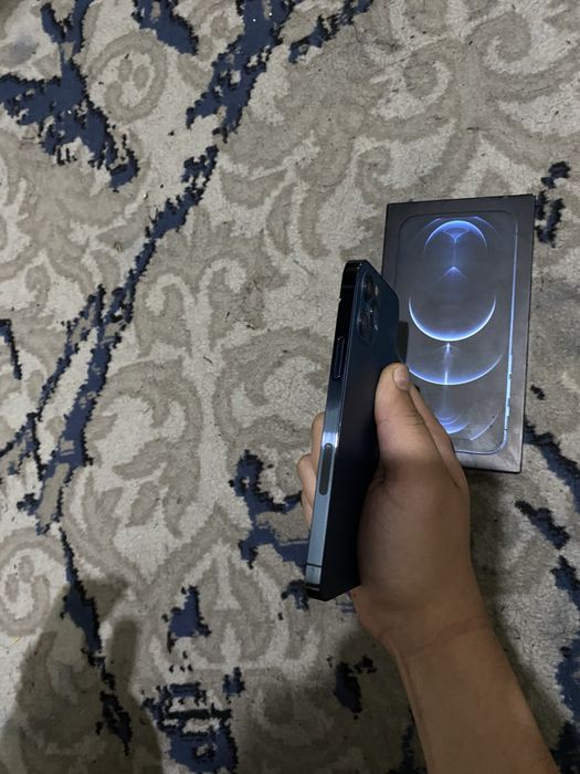 Iphone 12 pro Pacific blue