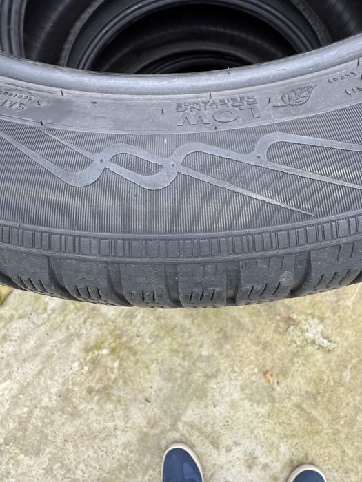 Vand anvelope iarna Nokian 215/55/17