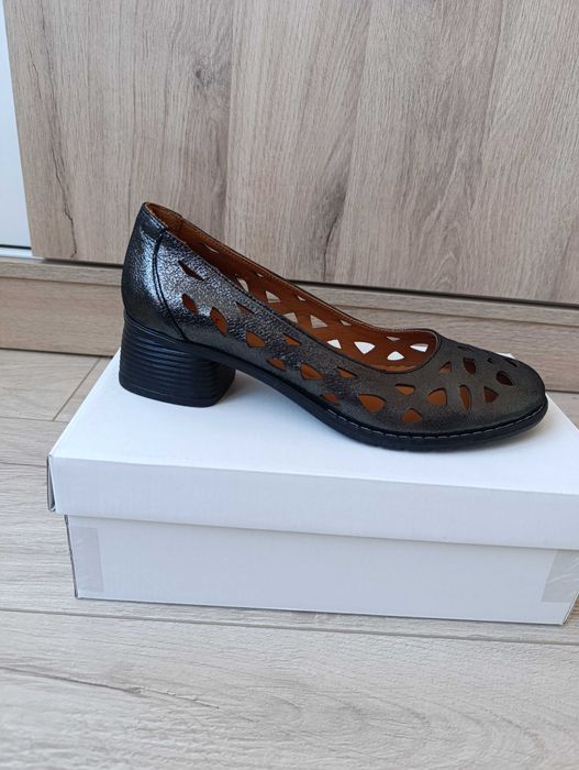 Дамски обувки естествена кожа