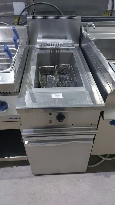 Электросковорода, плиты,пицца печь