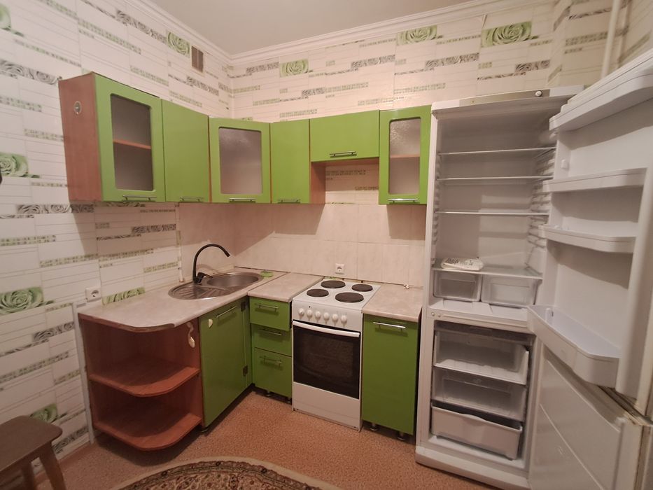 Отдам бесплатно  кухню. Самовывоз