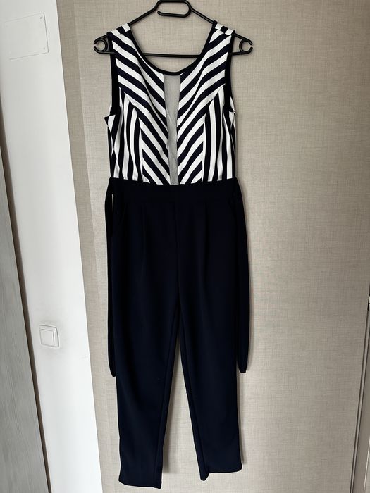 Rochii lungi de eveniment realizate pe comandă