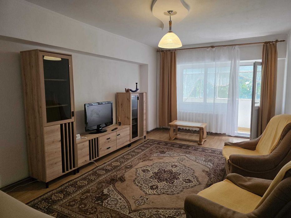 Inchiriez apartament 2 camere Nicolina - CUG