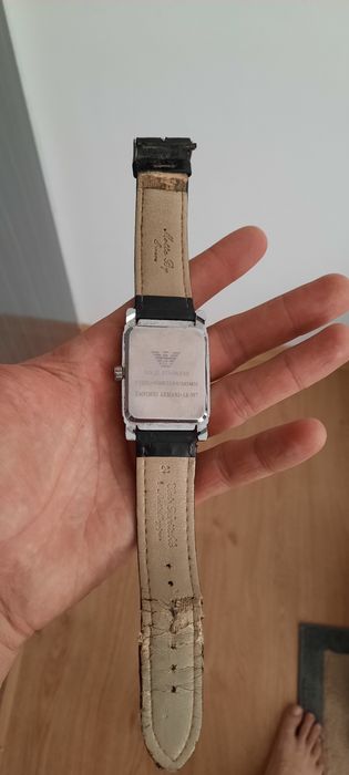 Часовник Емпорио Армани