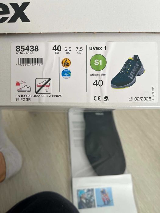 Pantofi perforati Uvex 1 S1  FO SR