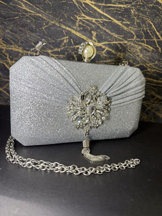 Plic elegant argintiu