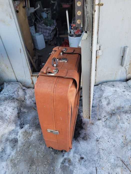 Чемоданы СССР СССР