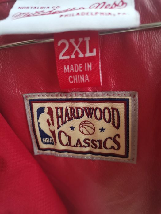 Спортно яке тип ветровка на Chicago Bulls