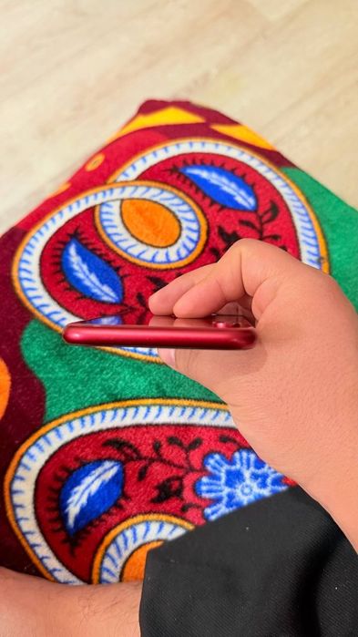 Айфон хр 64 гегабаит