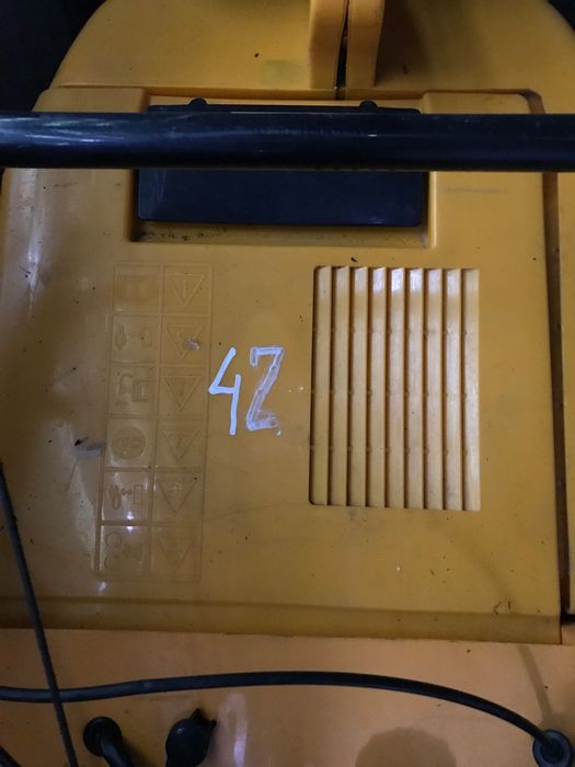 42: Самоходна моторна косачка BАЕ 471, 4.7 hp