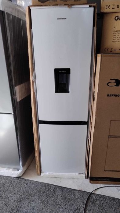 Комбиниран Хладилник с долен фризер диспенсър за вода Heinner 180 см