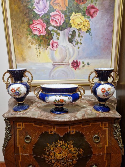 Антикварен порцеланов италиански к-т вази и жардиниера