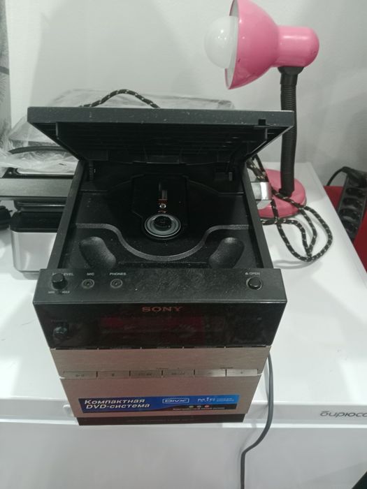 Музыкальный центр SONY