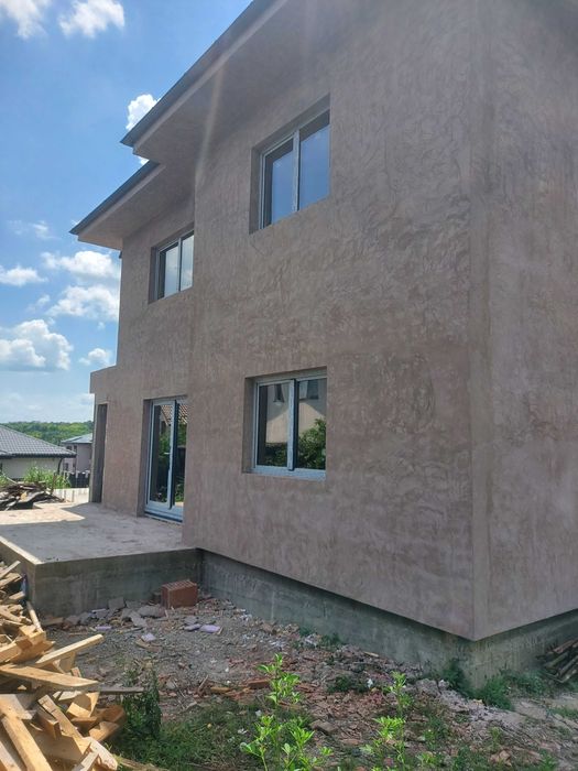 Casa de vanzare Valea-Adanca !!!