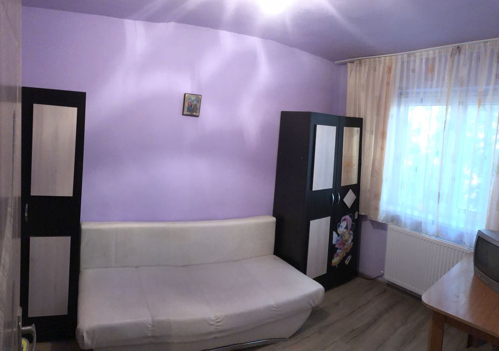 Apartament 3 camere de vânzare CARACAL/OLT (centrală proprie)