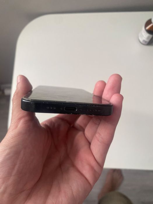 Iphone 16 pro в идеальном состояний